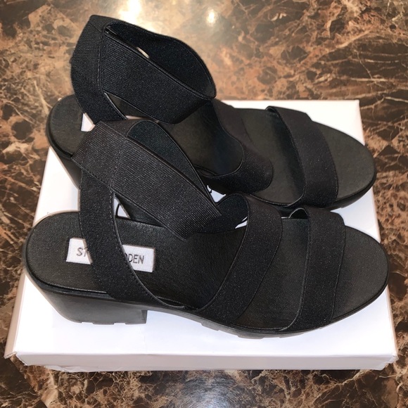 Steve Madden Black Platform Sandals FINAL PRICE - Picture 4 of 5